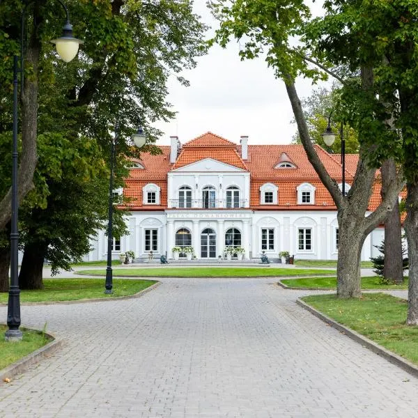 Pałac Domaniowski, hotel in Wieniawa
