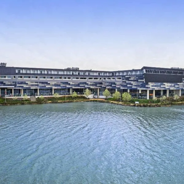 Mercure Melbourne Caroline Springs, hotel in Caroline Springs