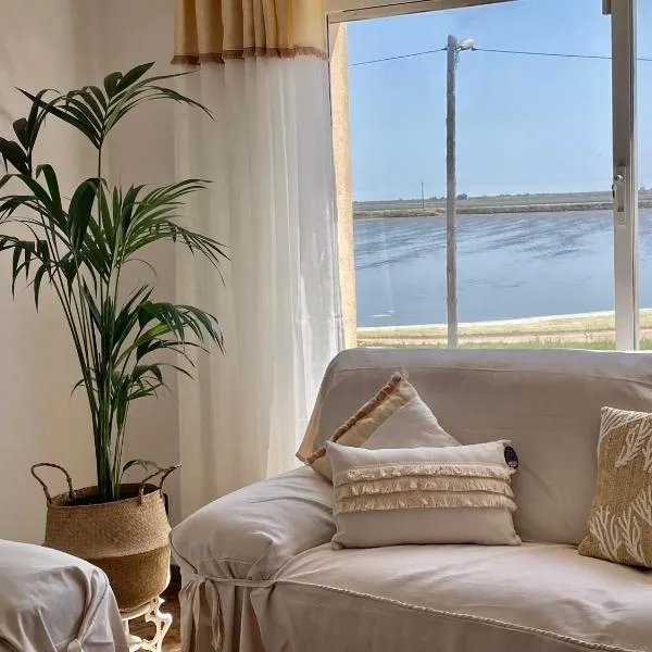 El Mirador Un lugar único en el corazón del Delta، فندق في Els Muntells