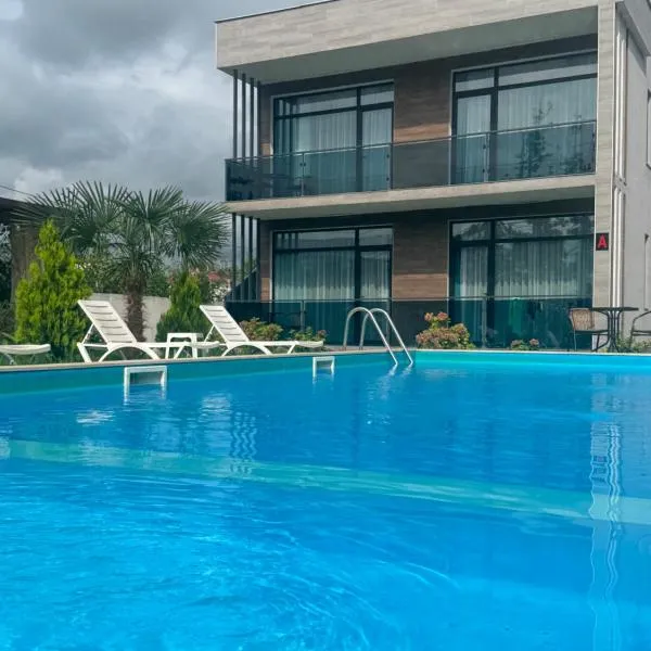 Apollo Plus Cottages, hotell sihtkohas Ureki