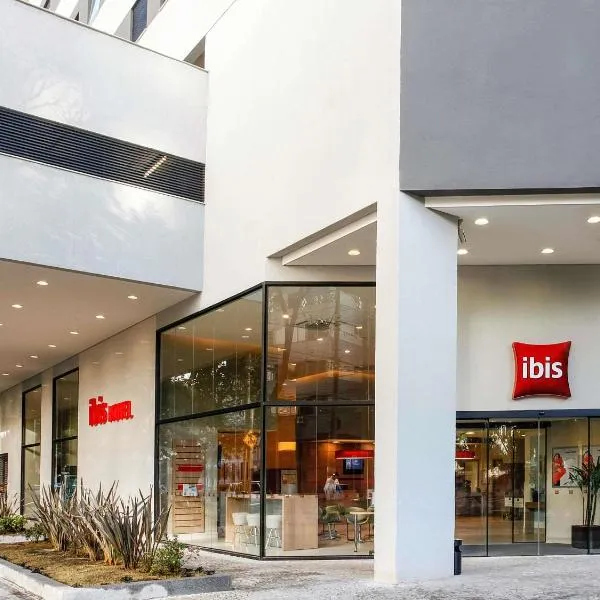 ibis BH Afonso Pena Savassi，位于贝洛奥里藏特的酒店