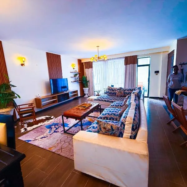 1404 Roseville Family Stays - Heated Rooftop Pool, Kids Play, Garden, hotel in Nairobi