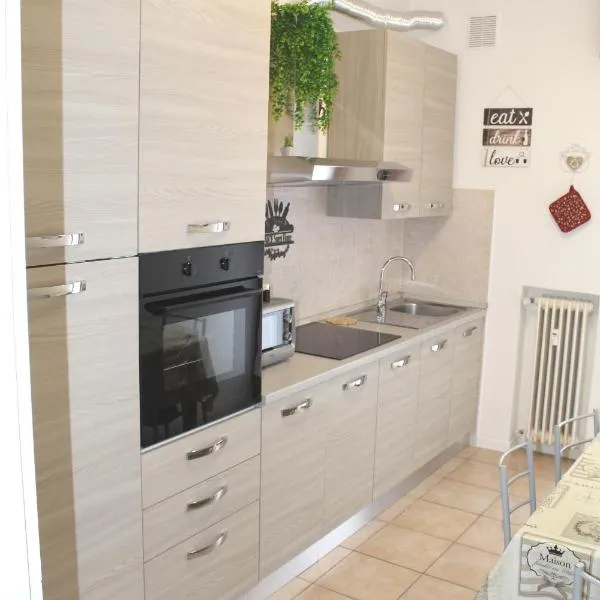 VENICE Sweet Home - your home in a beautiful neighborhood of the City of Venice, hotel in Favaro Veneto