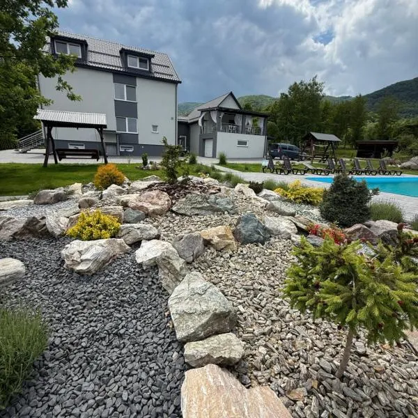 Bier House, hotel in Velyatyn