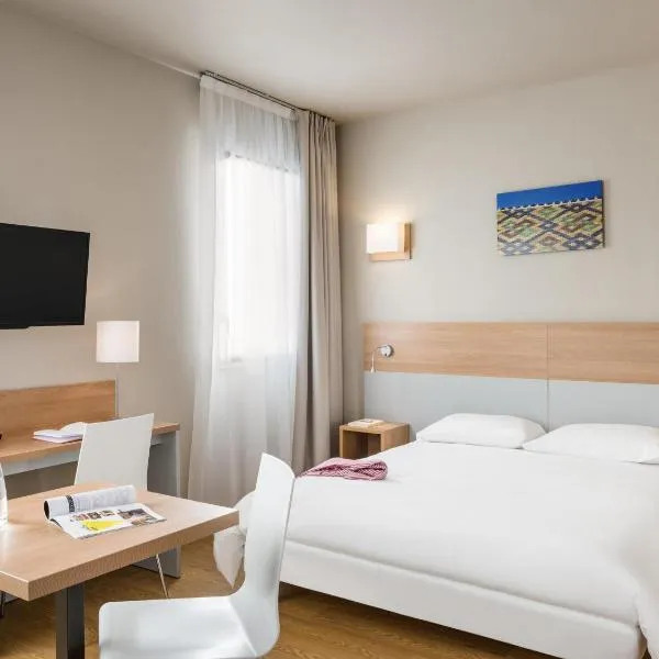 Aparthotel Adagio Access Dijon République, hotel in Dijon