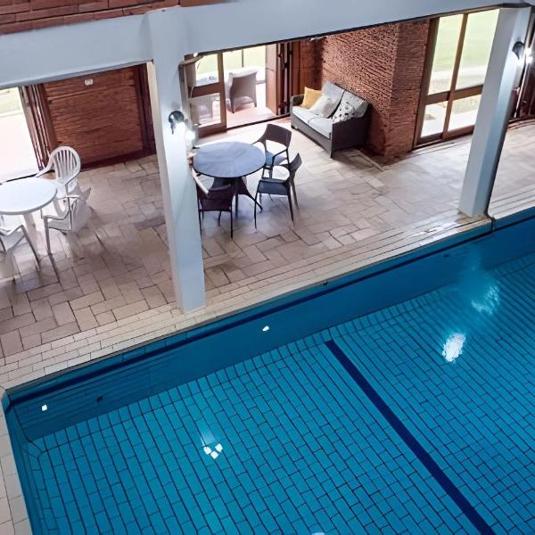 Casa 4 suíte, piscina interna em Pinto Bandeira