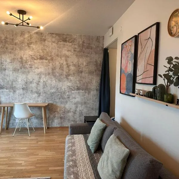 Modern condo built-in Mall of Tripla, hotel in Helsinki
