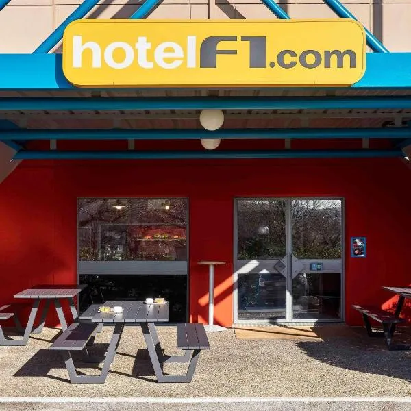 hotelF1 Evry A6, hotel in Evry-Courcouronnes