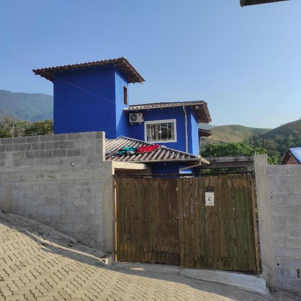 Suíte e casa da vania