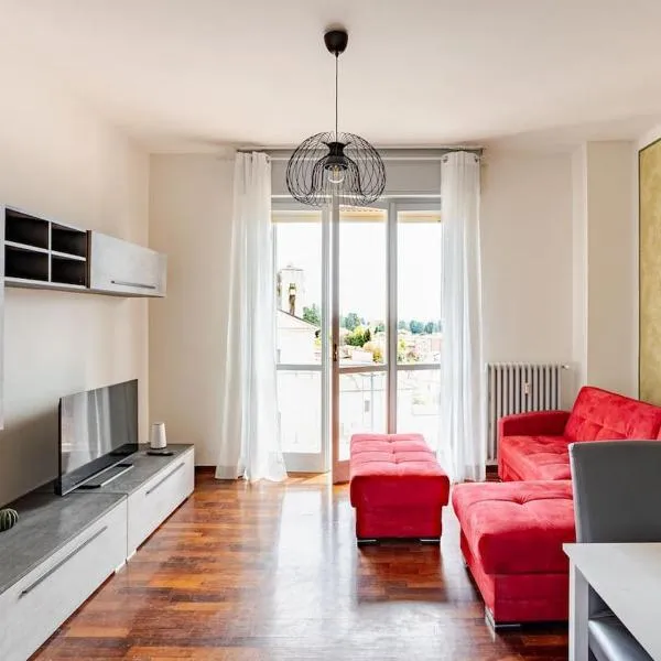 hight view - 10 minutes from Malpensa MXP, hotel in Casorate Sempione