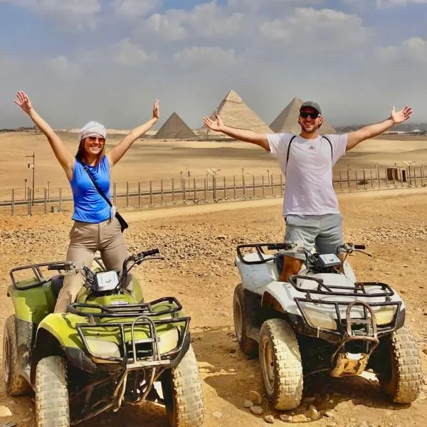 Infinity Pyramids Inn, hotel en Giza