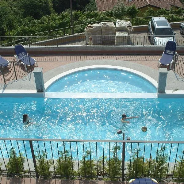Residence Il Vigneto, отель в городе Оджеббио
