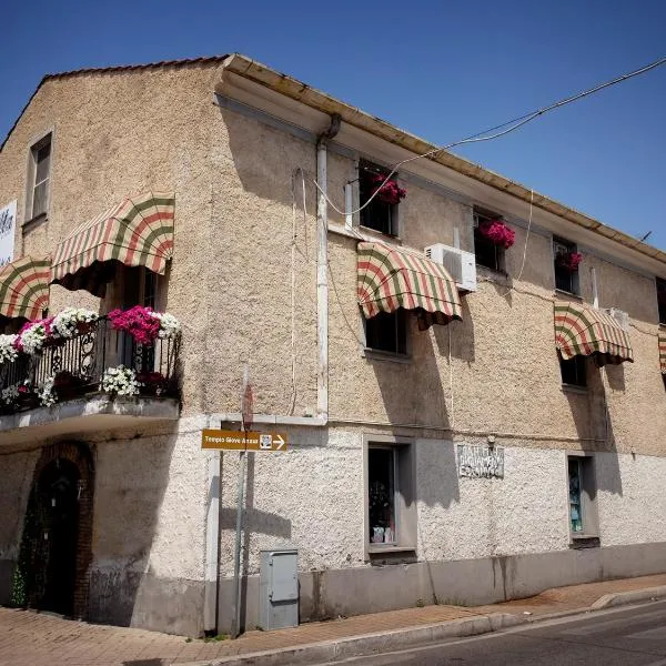 Affittacamere Andretta, hotel v destinaci Terracina