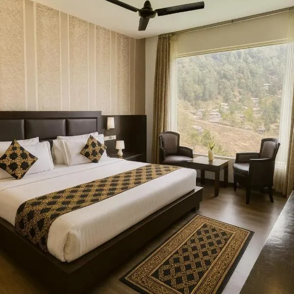 The Divine heights Mcleodganj #centrally heated & air cooled #scenic mountain view #big parking #on mall road #top rated #most awarded #premium rooms #bar #terrace #lift #property of the year # BY VAIKUNTH#, hotel di McLeod Ganj