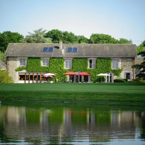 Domaine de la Guignardière, hotel v destinaci Viévy-le-Rayé