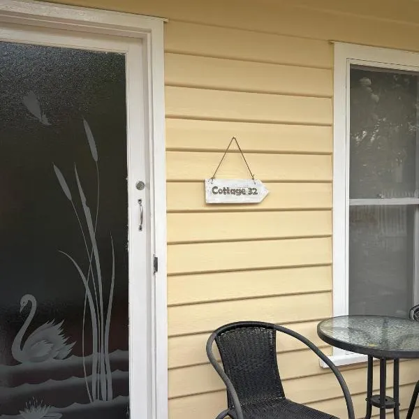 Cottage 32, hotel in Lakes Entrance