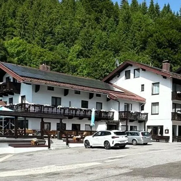 Hotel Gundl Alm, hotel in Schliersee