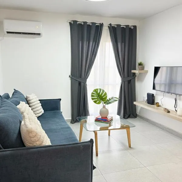 Desert Gateway Spacius City Nest, khách sạn ở Beer Sheva