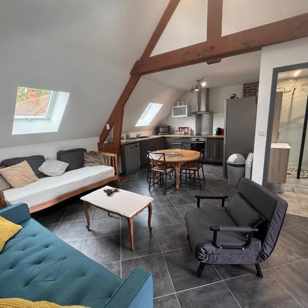Appart à la ferme, chez Shoopie, hotel in Vaux-Marquenneville