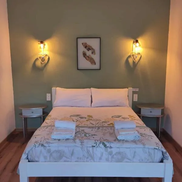 Gîte des Hirondelles, Hotel in Arles