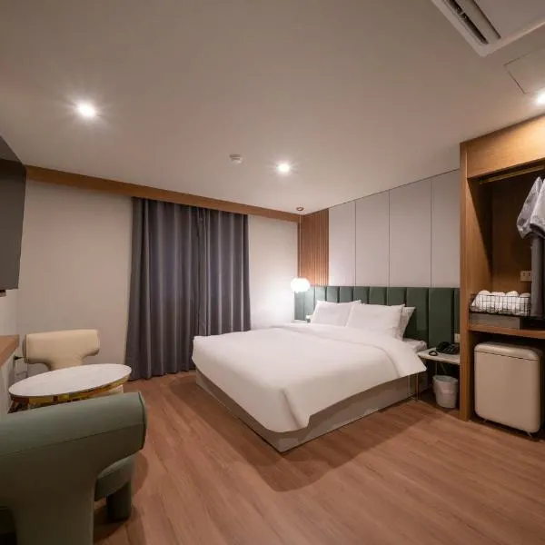 Grandis Hotel Munhyeon, hotel a Busan