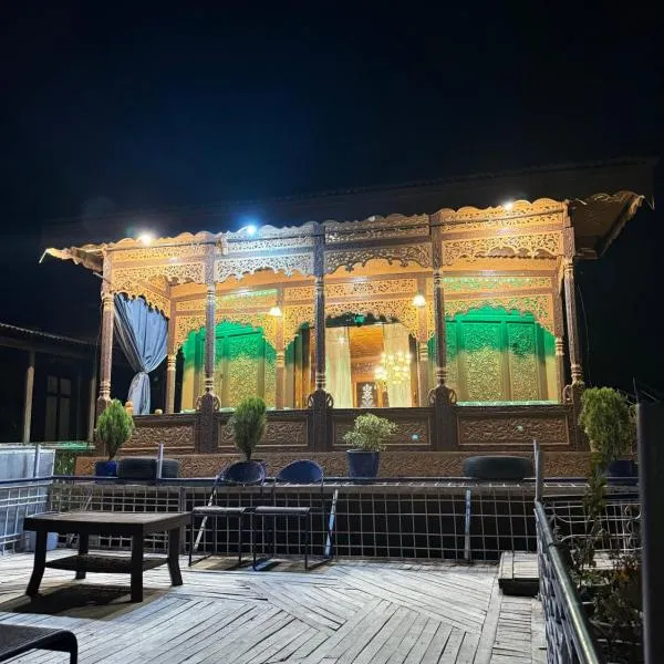Goona palace houseboats, hotel in Srinagar