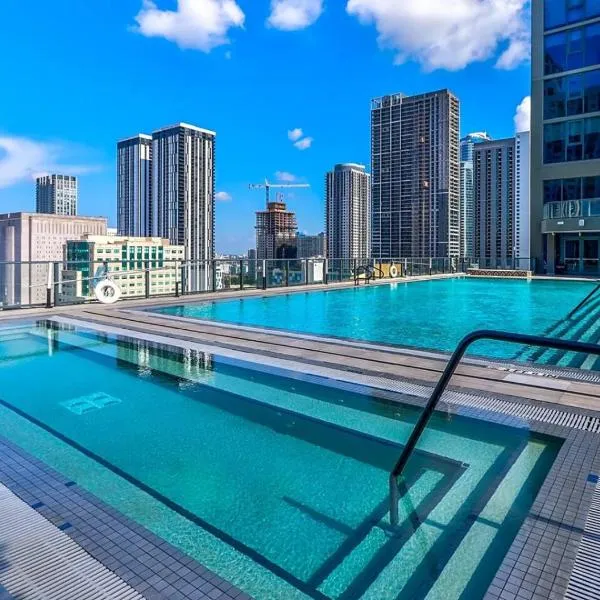 SPECIAL OFFER - Luxury High Rise Downtown Miami - Bay Views and Top Amenities, hotel din Miami