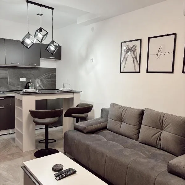 Honey apartments、Ledineのホテル