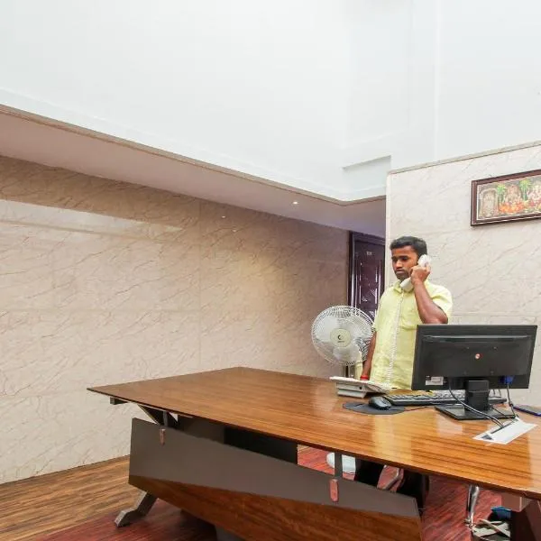 Super Hotel O Am Grandd, hotel in Tiruchchirāppalli