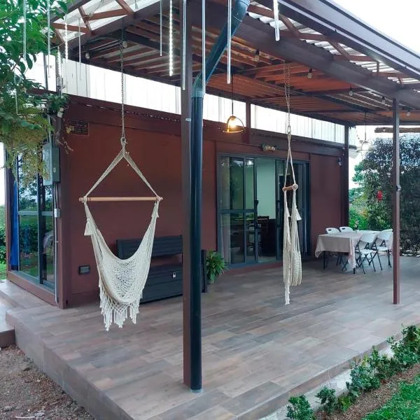 Cabaña Tesoro Escondido, hotel v destinaci Guápiles