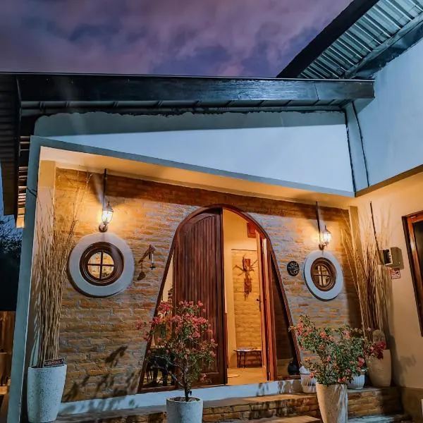 Loti Guest House Jln Penun Limau, hotel a Kupang