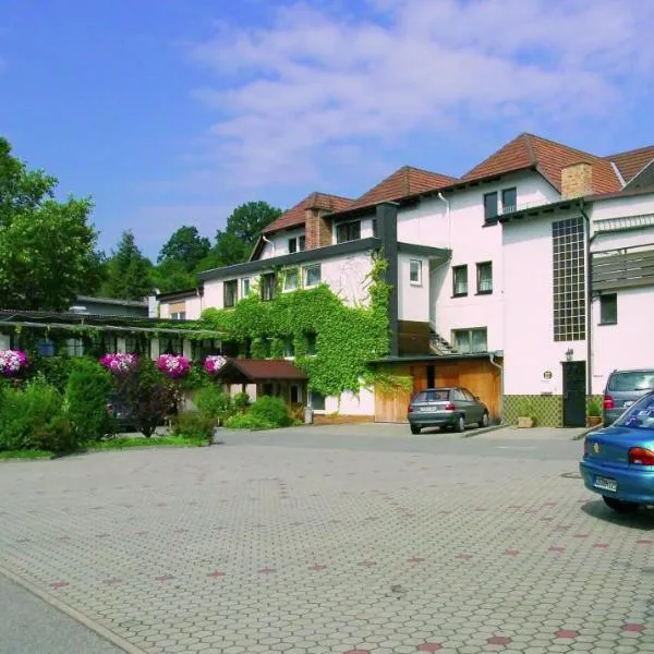 Landgasthof Goldene Rose, hotel in Grub am Forst