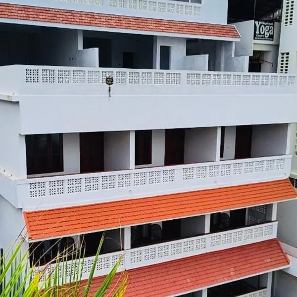 Buddha Beach Hotel, hotel in Kovalam