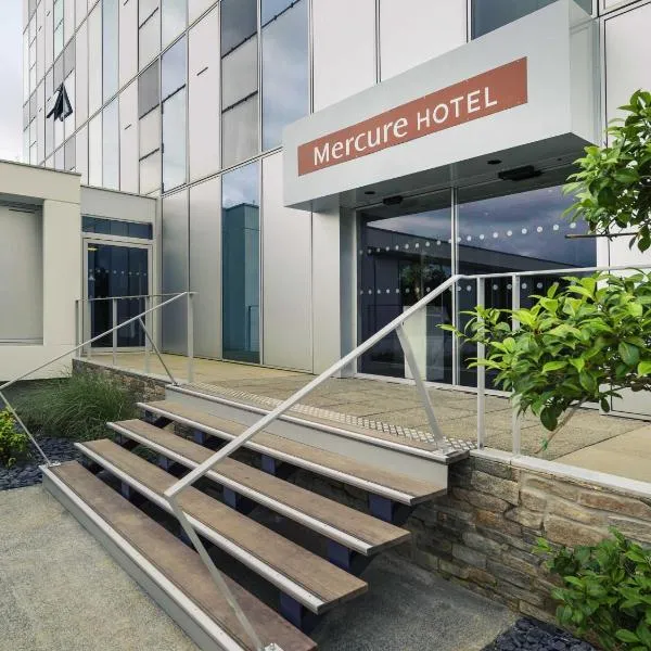 Hôtel Mercure Nantes Ouest Saint-Herblain Zenith: Saint-Herblain şehrinde bir otel