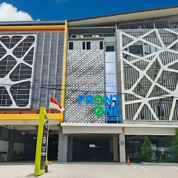 Front One Hotel Sragen, hôtel à Sragen