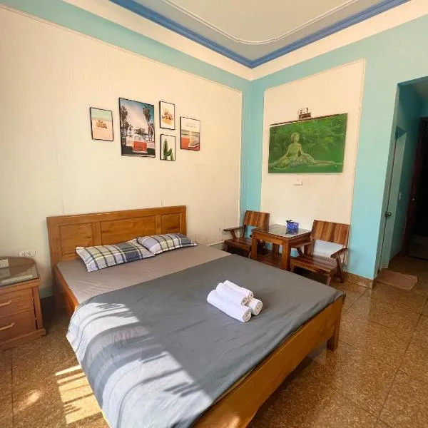Nhà nghỉ Thành Trung, ξενοδοχείο σε Tuyên Quang