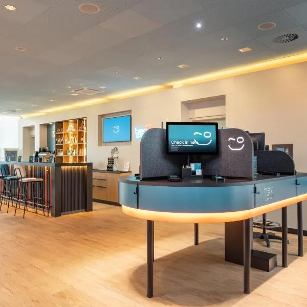 Hey Lou Hotel Friedrichshafen, khách sạn ở Friedrichshafen