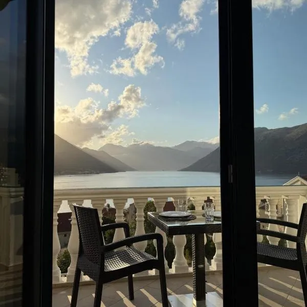Fantastic sea view in Kotor, hotel u gradu Dobrota