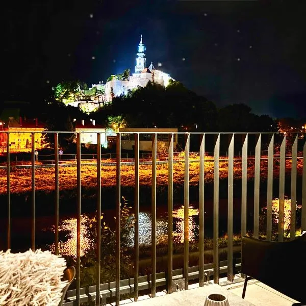PROMENADA Apartments with FREE PARKING, hotel in Nitra