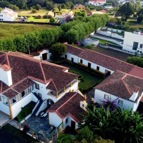 Solar Nossa Senhora da Conceição, hotel in Capelas