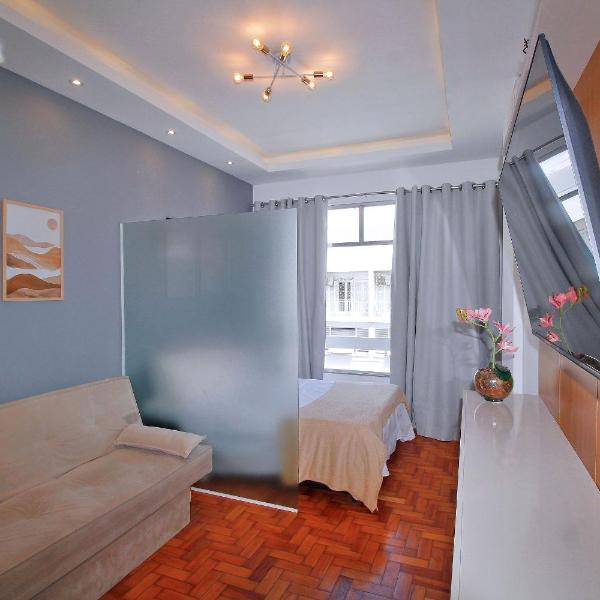 Studio simples com vista mar p/ 4 pessoas ao lado da praia com comércios ao redor - Foto 5