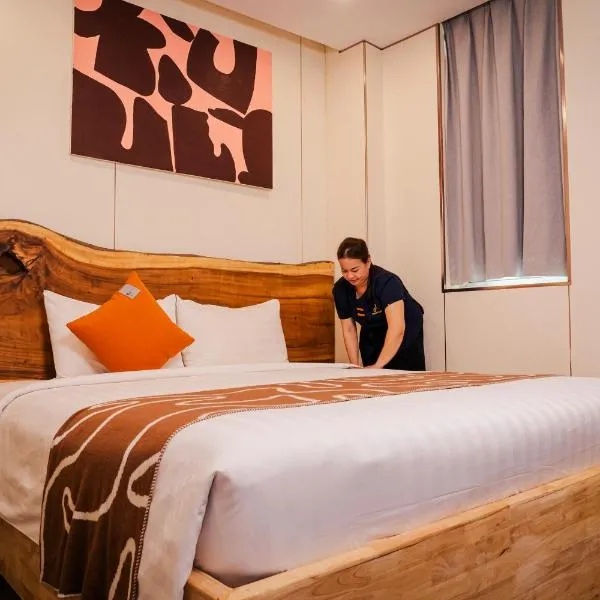 Alto Corner Hotel, hotel v Phnompenhu