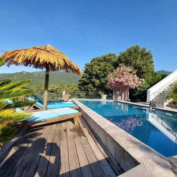 Villa rundinella, hôtel à Vero