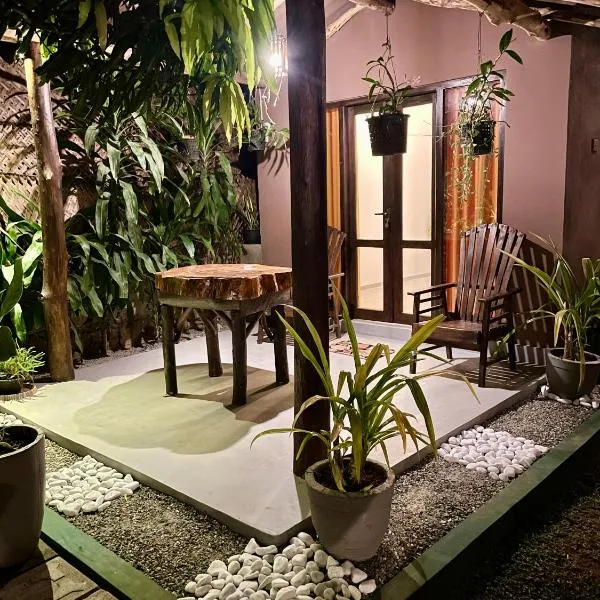 Elephant Side Safari Bungalow, hotel in Udawalawe