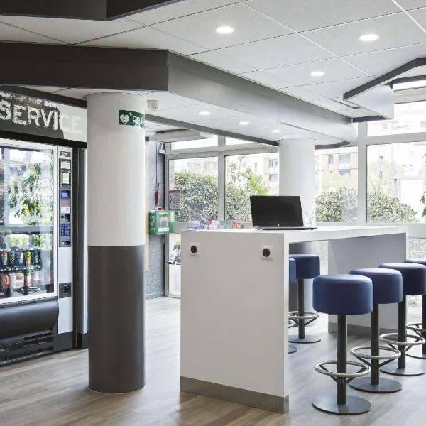 Ibis Budget Fresnes Orly – hotel w mieście Fresnes