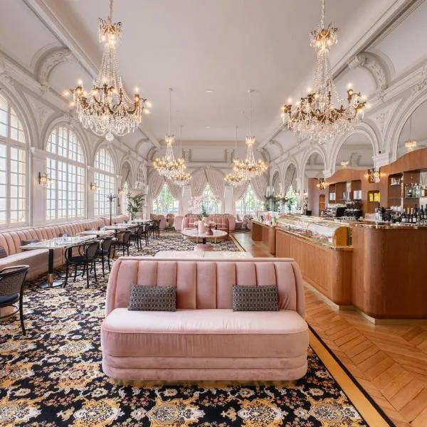 Hôtel Les Lumières - Relais & Châteaux, hotel in Versailles