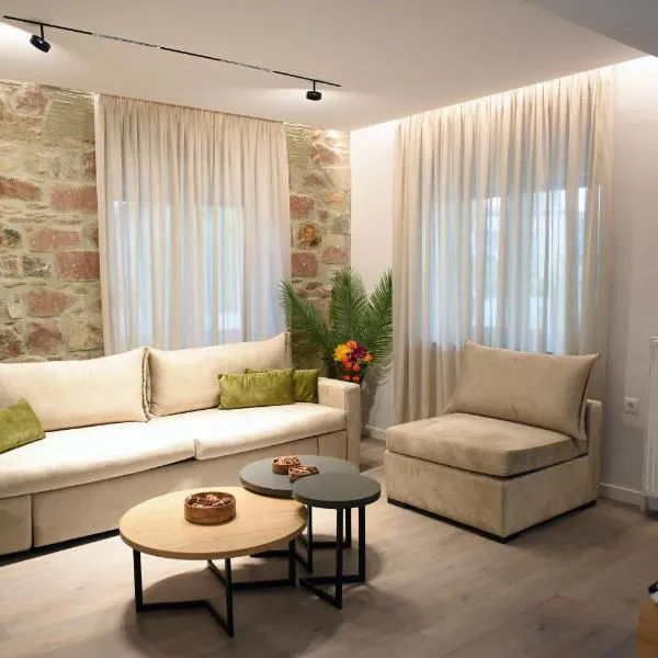 The Cozy Flat 88m2, hotel a Mytilini