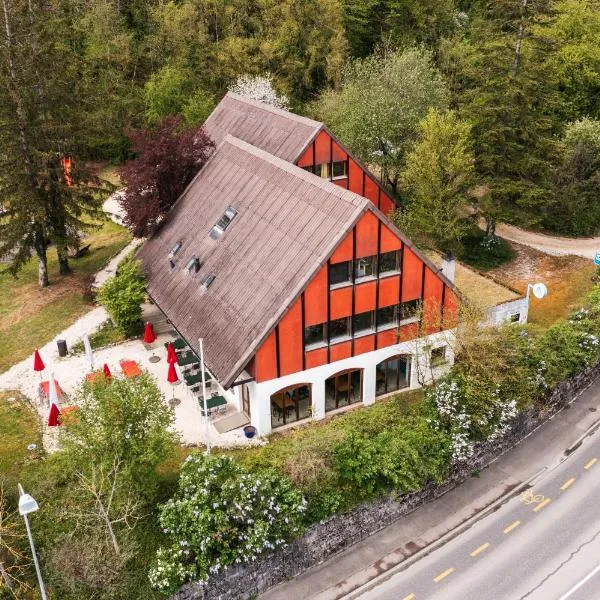 Delémont Youth Hostel, hotel a Delémont
