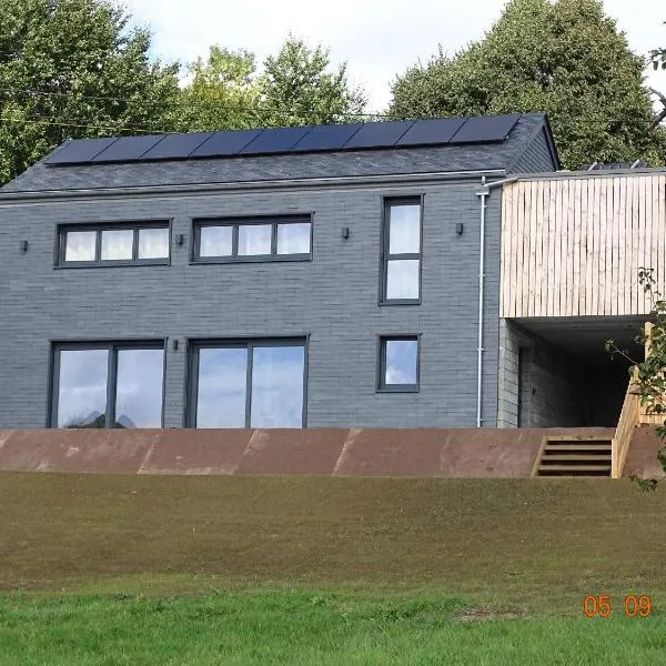 Au pré de la fauchée – hotel w mieście Bièvre