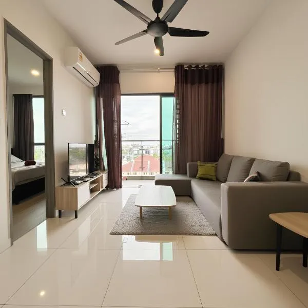 Princeton Suites 3BR 2BH Apartment Near Airport, hotel in Kuching